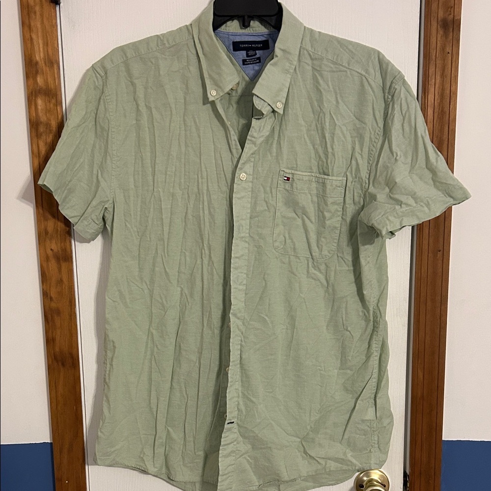 Tommy Hilfiger Men's Light Green Casual Shirt